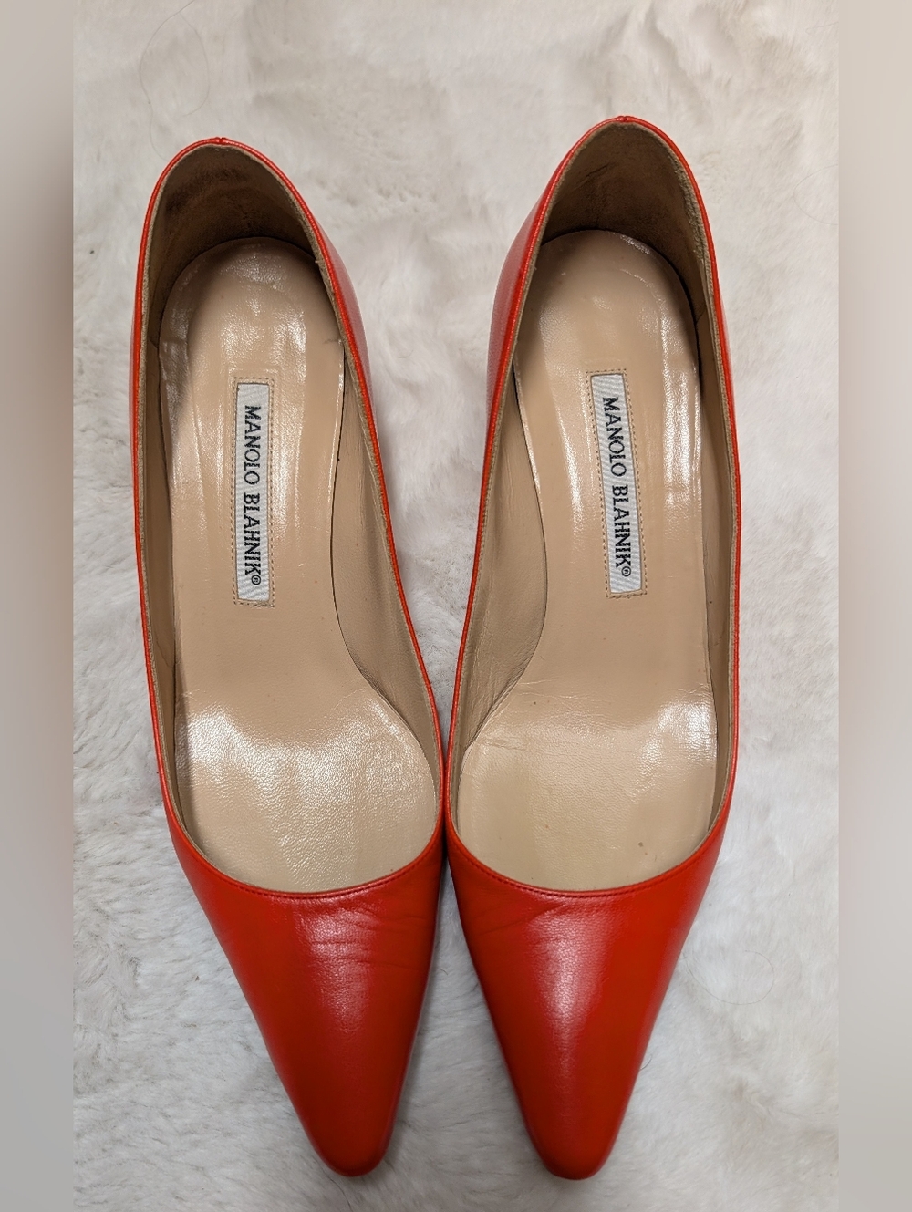 Manolo Blahnik Bright Orange Patent Leather Pointed Toe Pumps - Picture 2 of 6